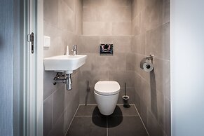YAYS Amsterdam East by Numa