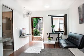 Field-d House