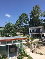 Field-d House