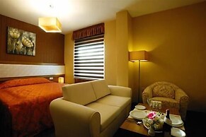 Jaleriz Hotel