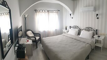 A&B Home Hotel