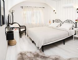 A&B Home Hotel