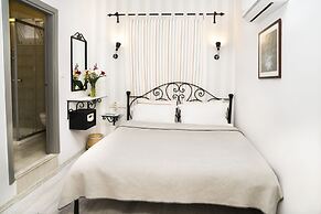 A&B Home Hotel
