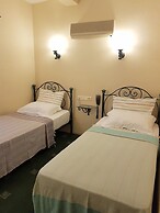 A&B Home Hotel