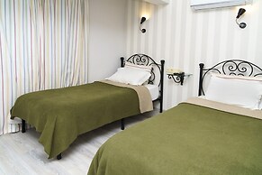 A&B Home Hotel
