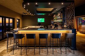 Sky Villa Boutique Hotel