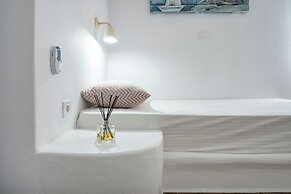 Iris Hotel