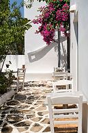 Iris Hotel