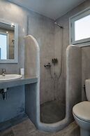 Iris Hotel