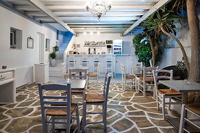 Iris Hotel
