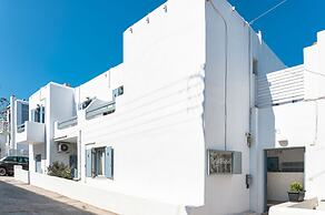 Iris Hotel
