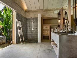 Villa Mannao by Villa Finder