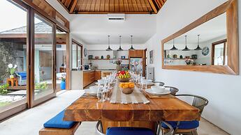 Villa Sanook by Villa Finder