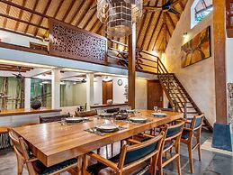 Villa Shantika by Villa Finder