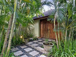 Villa Shantika by Villa Finder