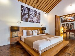 Villa Shantika by Villa Finder