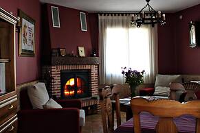 Hotel Rural Tirontillana