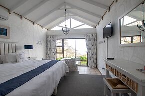 Dutton's Cove Guesthouse