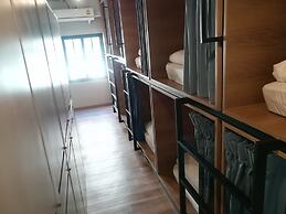 Natee Hostel