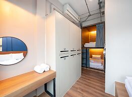 Natee Hostel