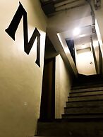 Natee Hostel