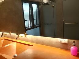 Natee Hostel