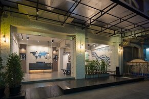Natee Hostel