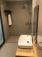 Royal Stay Inn
