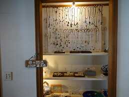 Guest House Bunk