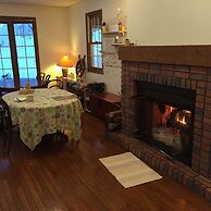 Guest House Bunk