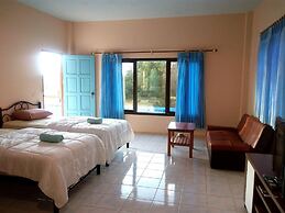 Peace Pool Resort
