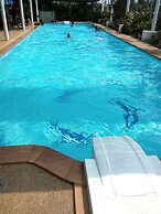 Peace Pool Resort