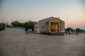 Fournia Village