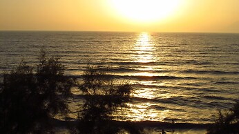 Fournia Village