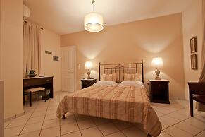 Delfini Hotel