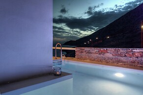 Delfini Hotel