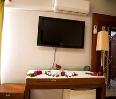 More Hotel