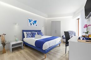 Sirocco Suites