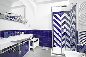 Sirocco Suites
