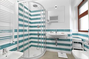 Sirocco Suites