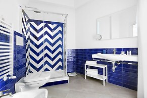 Sirocco Suites
