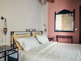 Diamond Suites
