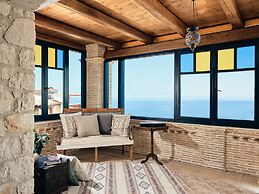 Diamond Suites