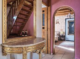 Diamond Suites