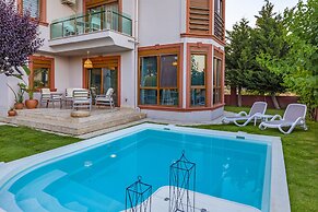 Vista Villas & Suites
