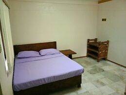 Megan's Paradisio Beach Resort