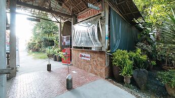 Megan's Paradisio Beach Resort