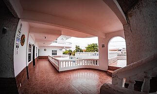 Las Palmas Hotel