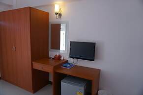 Kirimathani Hotel