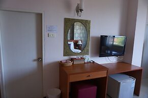 Kirimathani Hotel